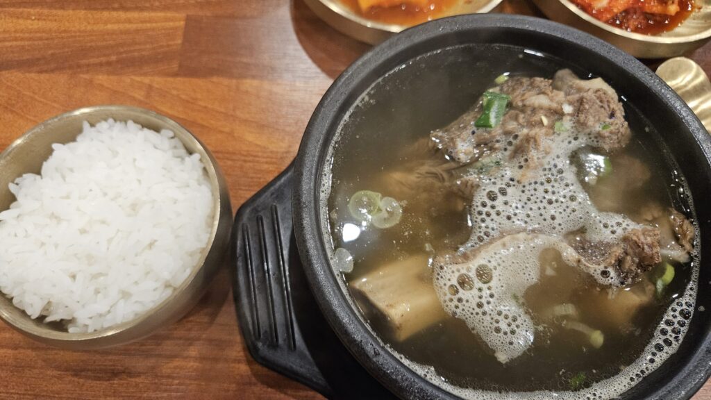 파주 출판도시 맛집 신비면옥, 갈비탕과 비빔밥이 정갈했던 한 끼 14 신비면옥 5 2