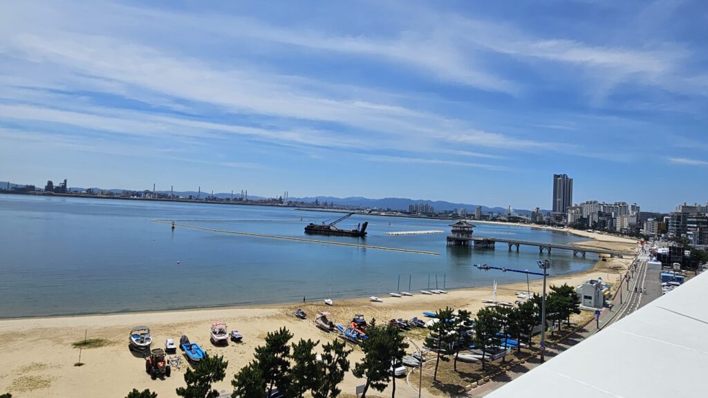 바다전망과 회전목마가 있는 영일대해수욕장 오션뷰 카페, 오브레멘 16 오브레멘 14 5