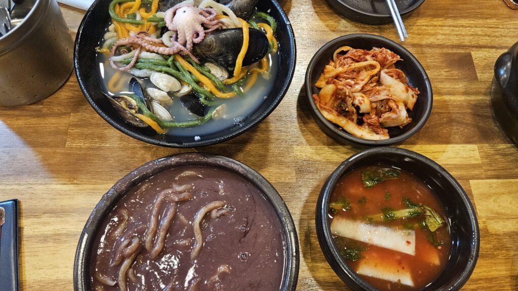 팥칼국수가 생각나면 찾는 서오릉 맛집, 최고집해물찜칼국수 8 최고집해물찜칼국수 7
